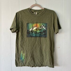 GREENLY NATURE GRAPHIC TEE ✌️💚🌲